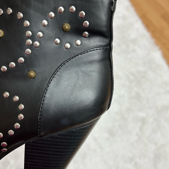 Mossimo Supply Co. Black Studded zip Booties Size 8 - Picture 6 of 7